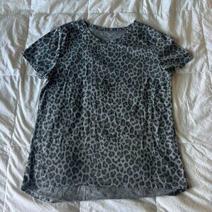 Zoe + Liv Gray Leopard Print Tee
